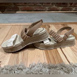 Dolce Vita Mizza Espadrille Wedge Sandal Cream & Tan